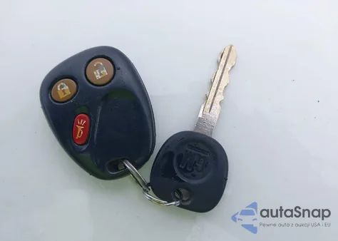 2003 Chevrolet Silverado 1500 Lt from USA, damaged, VIN 1GCEK19T53E268147